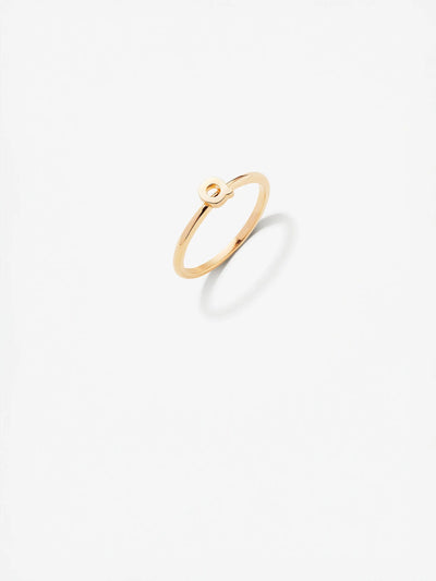 Letter Q Ring in 18k Gold versefinejewellery.com