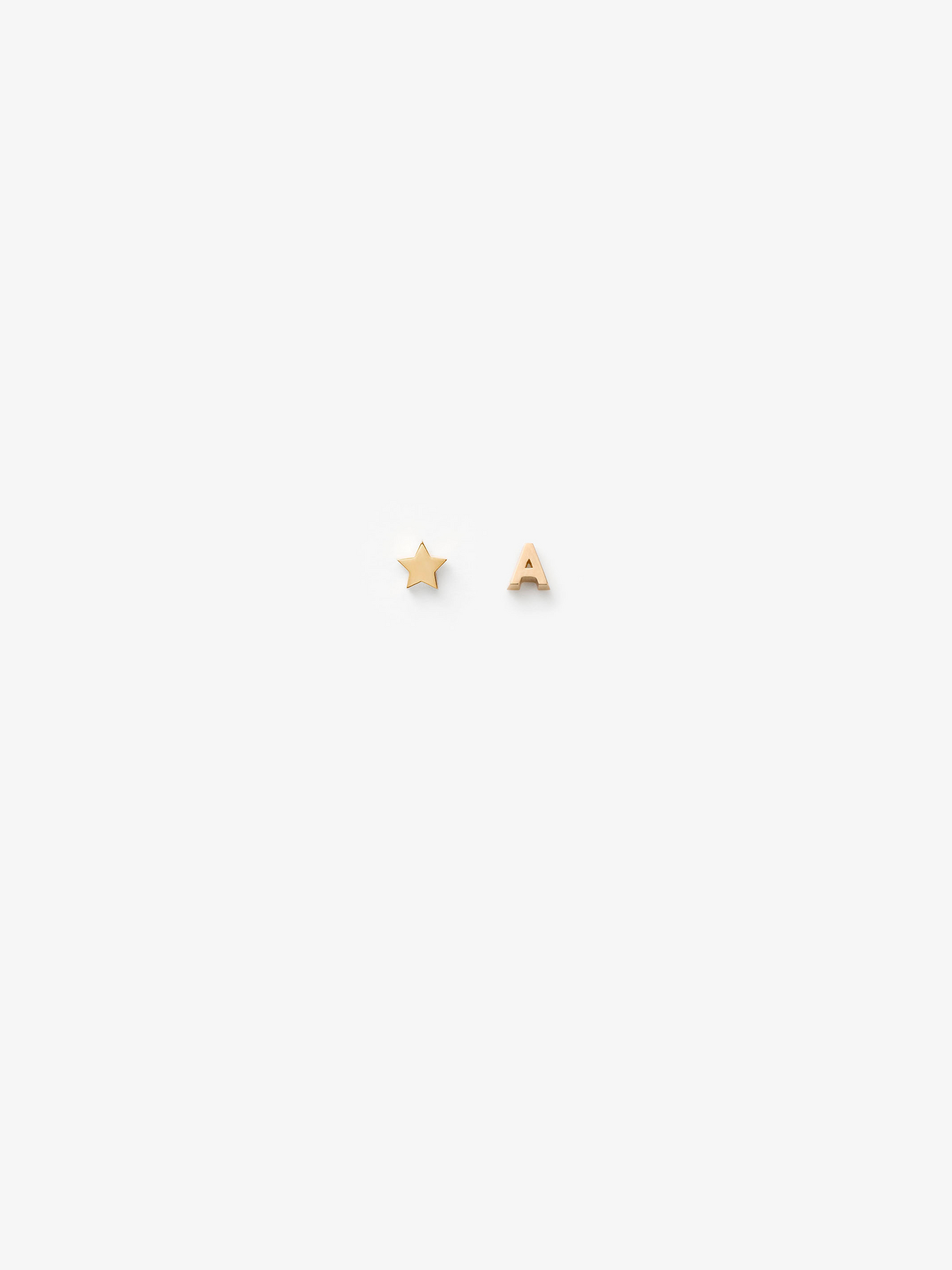 One Star and Letter Stud Earrings in 18k Gold